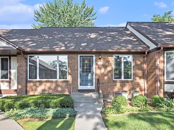 2319 Radcliff Village Dr SE #43, Grand Rapids, MI 49546