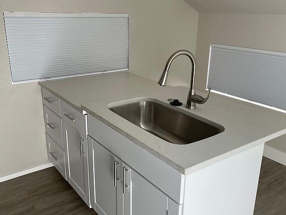 5th image of 3401 N Gaylord St