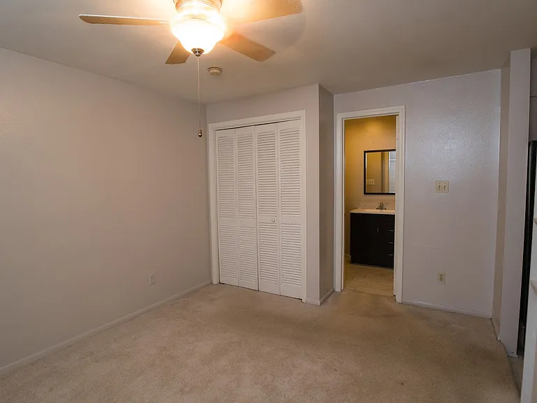 322 Steele Blvd — Photo 7