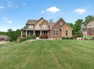 7385 Silver Lake Dr, Waynesville, OH 45068