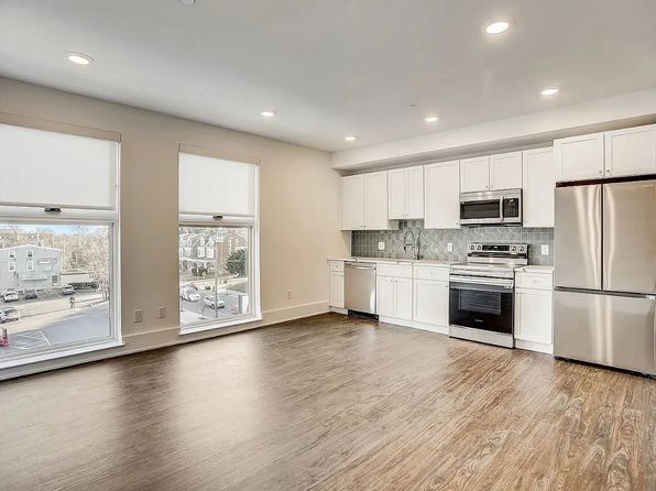 5958 Ridge Ave #113