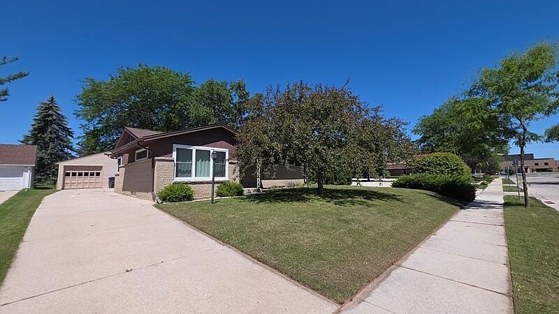 1st image of 1416 N 31st STREET