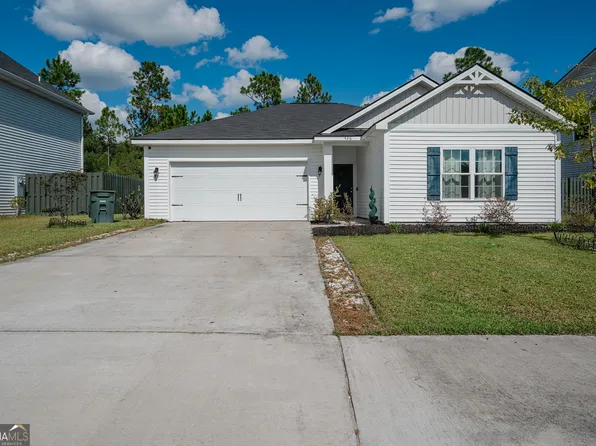 426 Brightleaf Cir, Hinesville, GA 31313