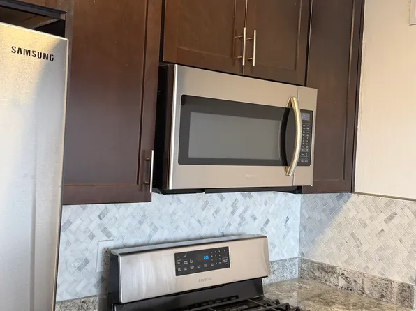 11801 Rockville Pike, Rockville, MD