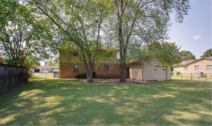 11207 Crestfield Dr SE — Photo 22