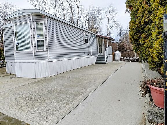 3rd image of 415 Commonwealth Rd #795