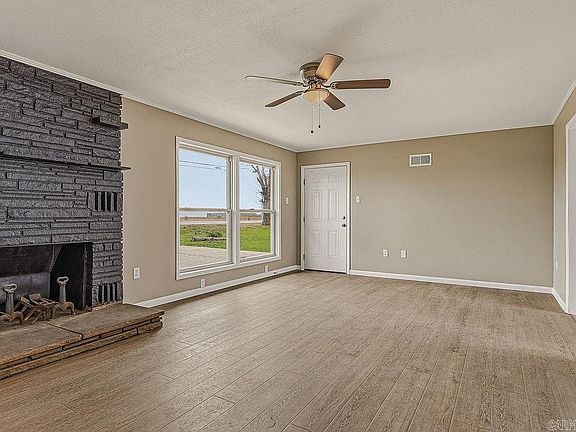3rd image of 8000 E Highland Dr