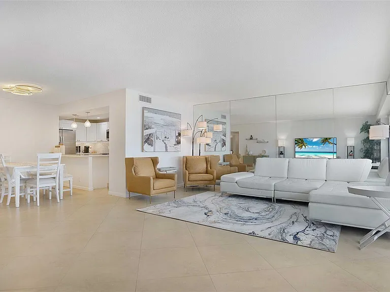 3430 Galt Ocean Dr #802 — Photo 14