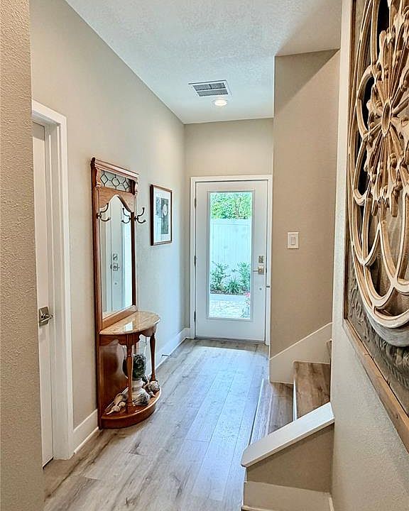1st image of 946 Highland Ave #946