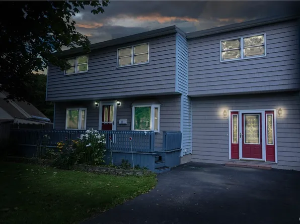 10 Dunham Pl, Whitesboro, NY 13492