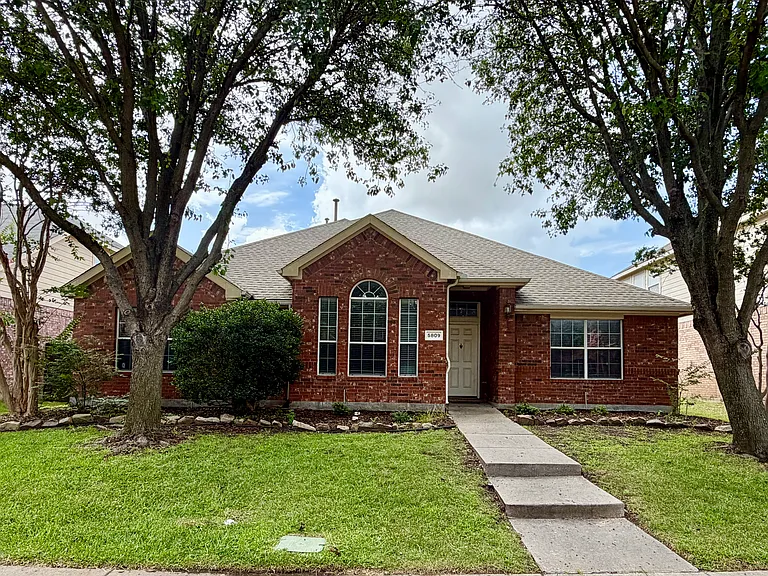 5809 Pine Meadow Ln — Photo 1