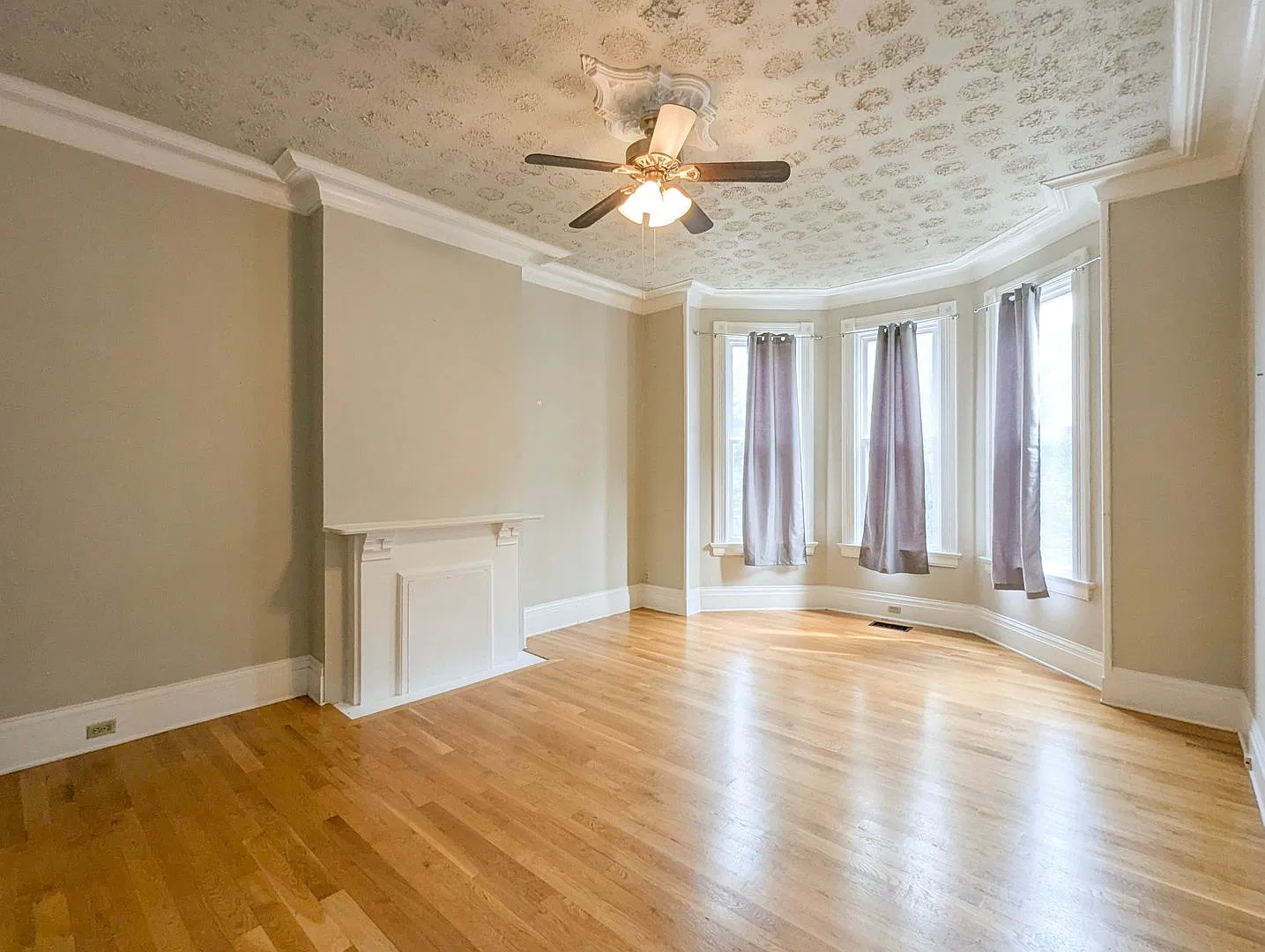 32 Conklin Apts — Photo 1