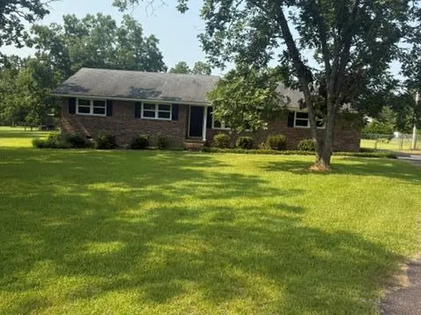 444 Walker Rd, Tifton, GA 31794