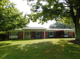 7154 Hopkins Rd, Maineville, OH 45039