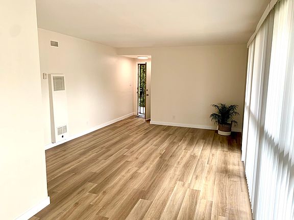4th image of 4133 Marlton Ave