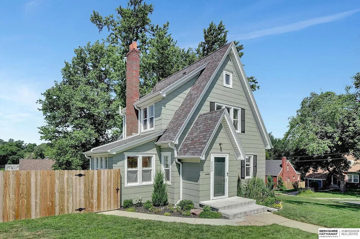Building Photo - 3224 N 48th St