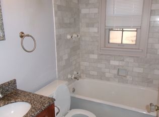 1954 Guilford Rd, Columbus, OH 43221