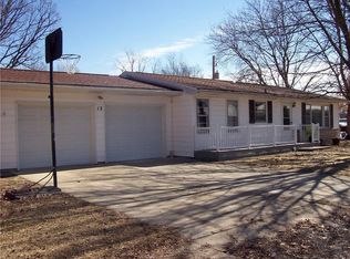 13 Elm Dr, Bethany, IL