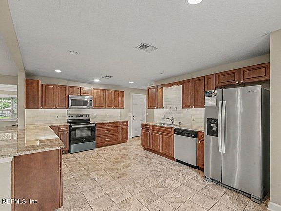 4th image of 516 KEVIN Drive