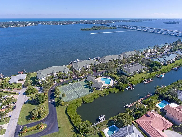 1890 Tarpon Ln #302 — Photo 35