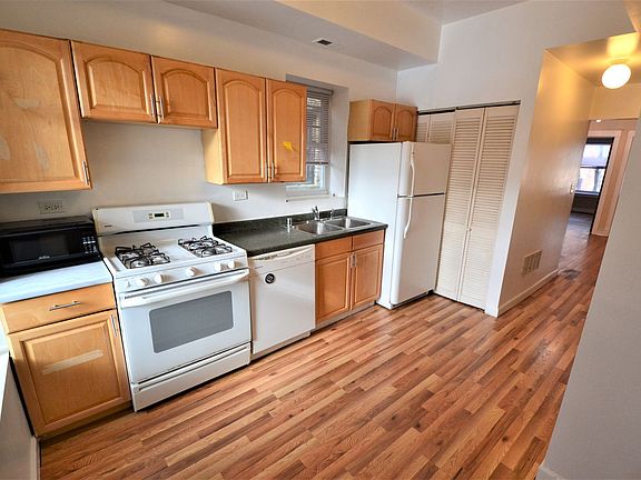 4th image of 719-721 W Wrightwood Ave #719-2