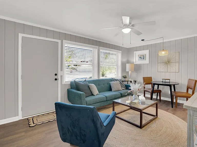 2748 Montgomery Ave #2748-1 — Photo 3