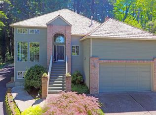 1705 Lee St, Lake Oswego, OR 97034