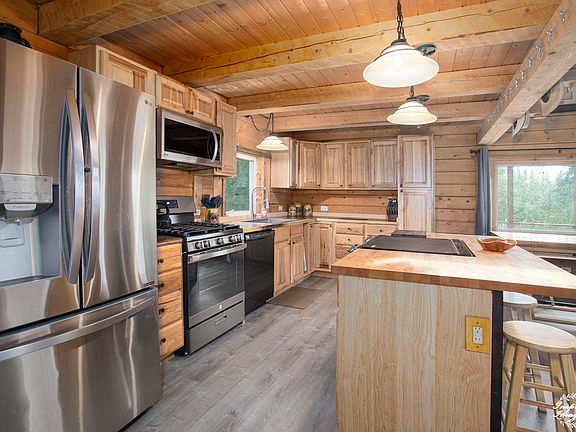 3rd image of 4270 Lynx Paw Ln