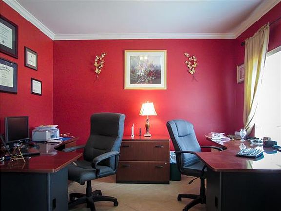 4th image of 11266 Seguin Dr