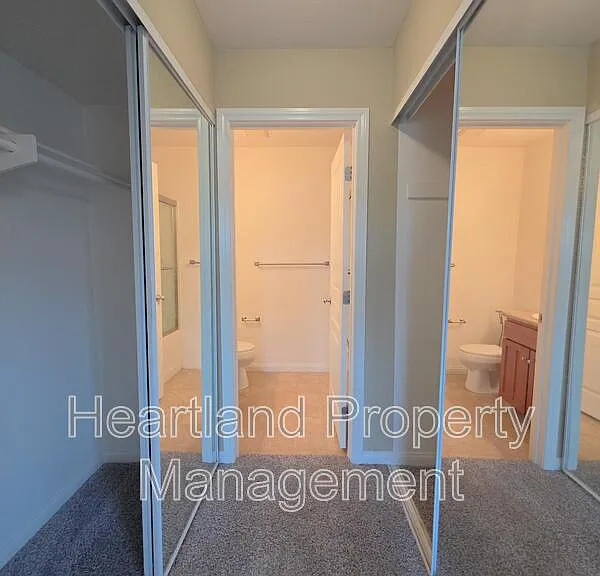 200 Chambers St #18 — Photo 8