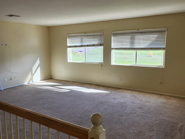 4405 Cloudywing Rd — Photo 8