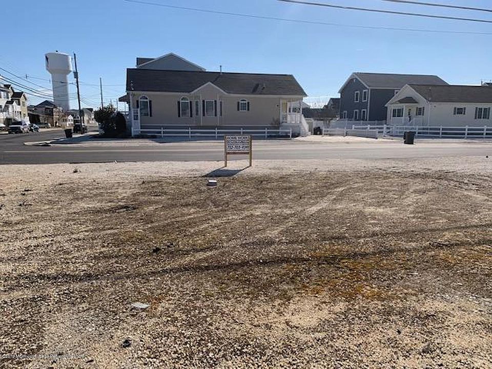 2nd image of 301 6th Ave