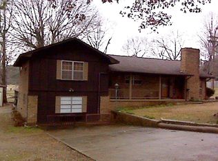 712 W Clark St, Nashville, AR 71852