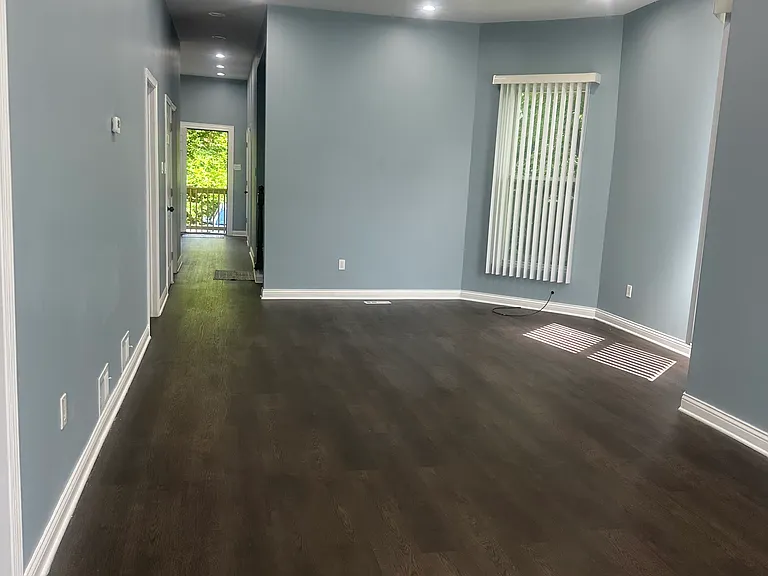 5313 S May St — Photo 1
