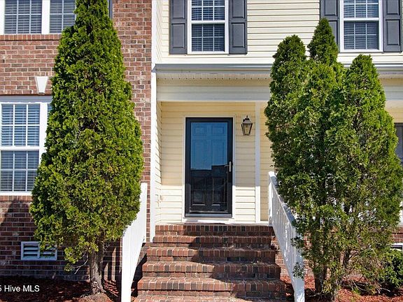 3rd image of 118 Myrna Drive