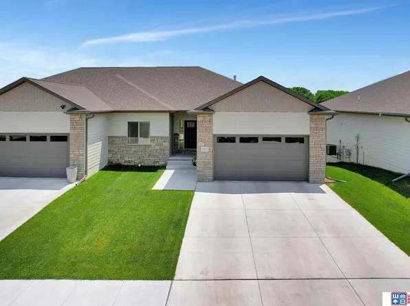 2657 Barnard Rd, Lincoln, NE 68430