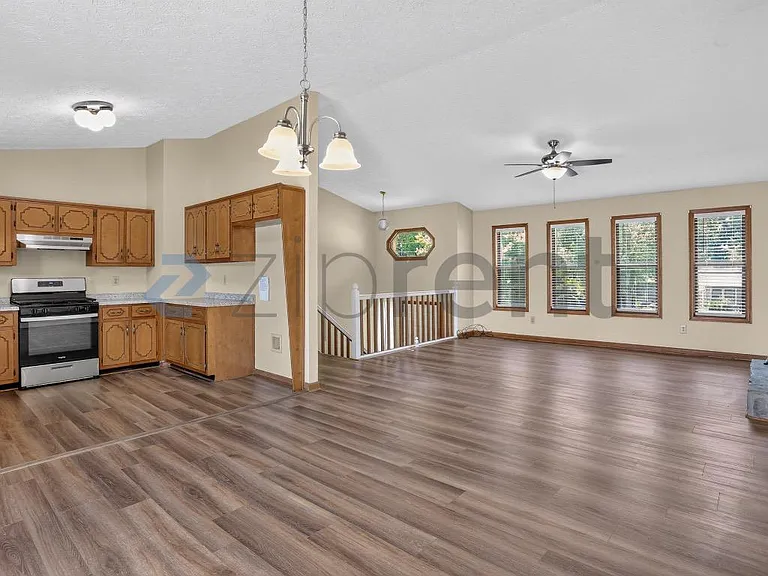 4010 Casa Verde Dr — Photo 7