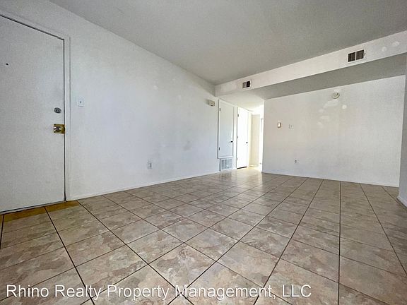 2nd image of 124 Calle Del Presidente APT 1