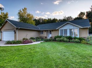 10315 S Ashley Ln, Oak Creek, WI 53154