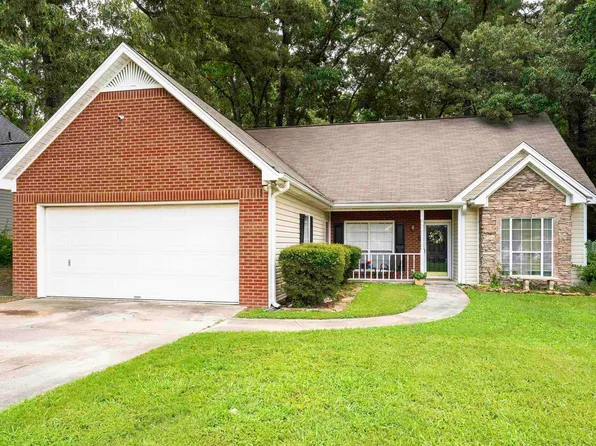 132 Greenfield Ln, Alabaster, AL 35007