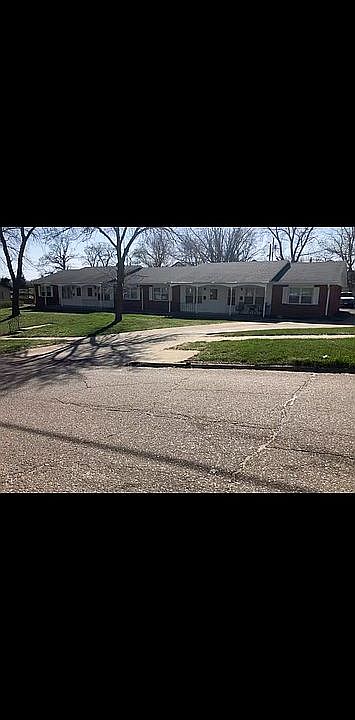 2nd image of 2321 S Alice St