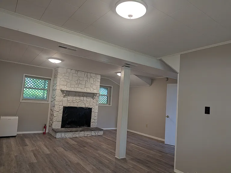 6521 Cadbury Dr — Photo 34