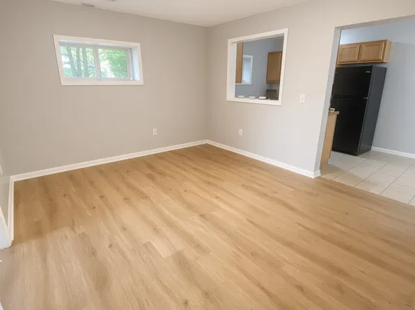 106 Project Rd, Troy, NY
