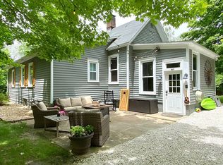 507 N Springfield St, Grafton, IL 62037