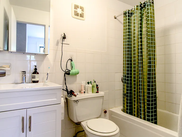147 Amity St #5 — Photo 6