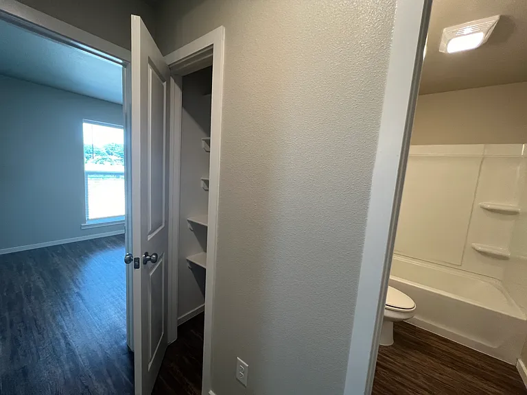 3405 Tiffin Ave — Photo 13