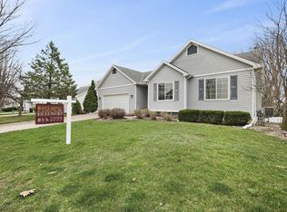 840 Vista Ridge Drive, Mount Horeb, WI