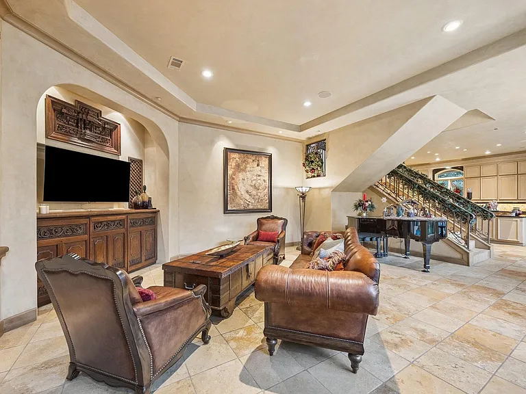 2 Lacewood Ln — Photo 13