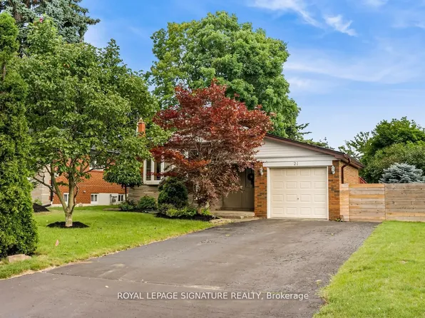 21 Broadlands Blvd, Toronto, ON M3A 1J1
