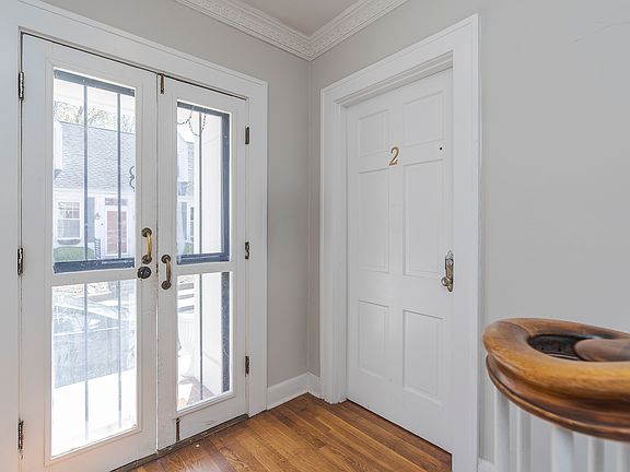 4th image of 8 Felmer Ct #2